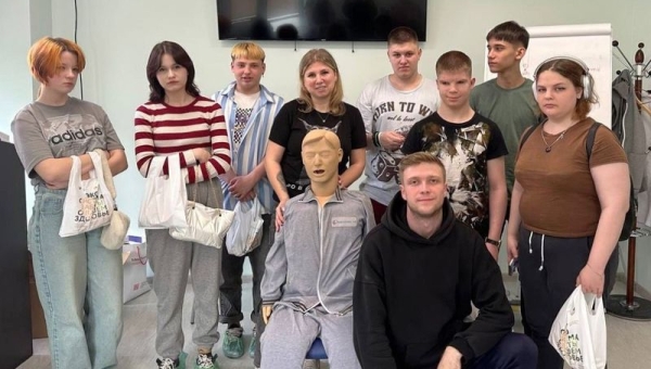 Знакомимся с работой медсестры