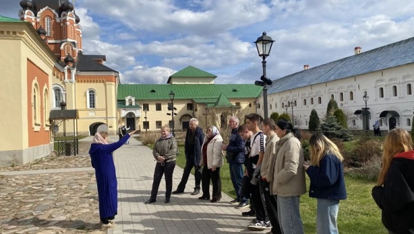Духовно-нравственное воспитание. Поездка г. Тихвин