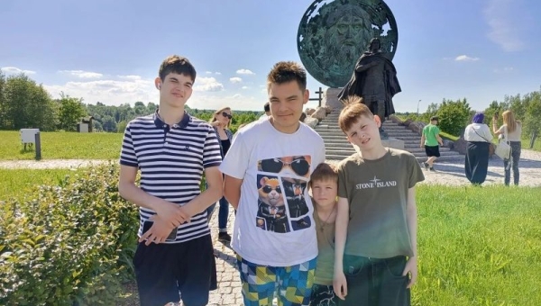 Поездка к водопаду - и в гости!